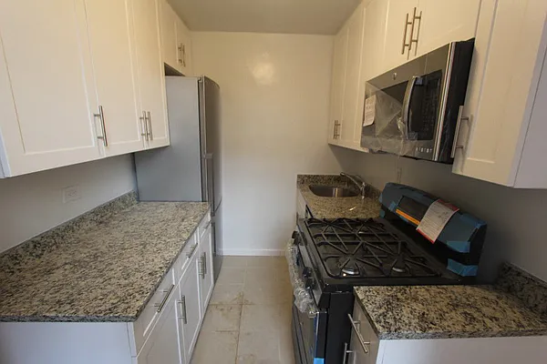 Rented by Hatuka Properties | media 12