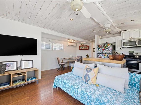 3rd image of 123 Jasper St Space 38