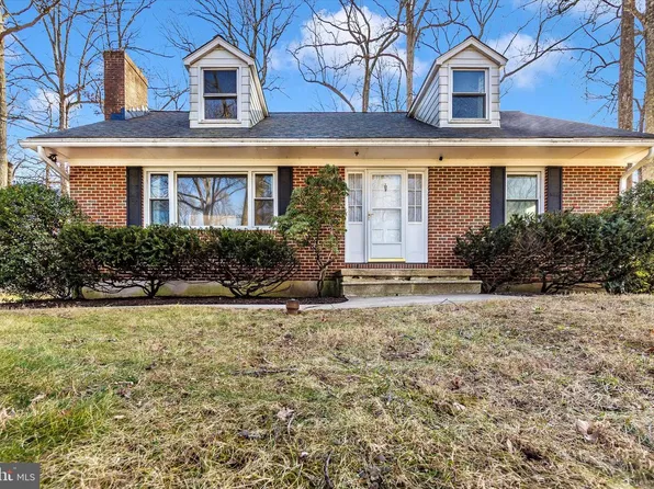 913 Putman Rd, Sykesville, MD 21784