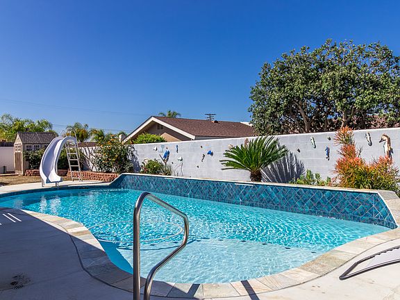 4th image of 1236 Hacienda Dr