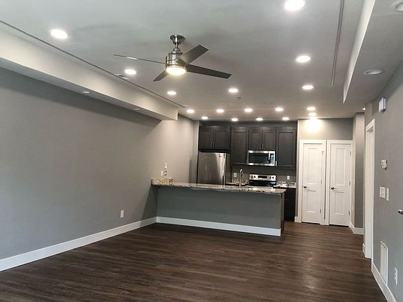 3rd image of 1403 Wilson Ave APT 1