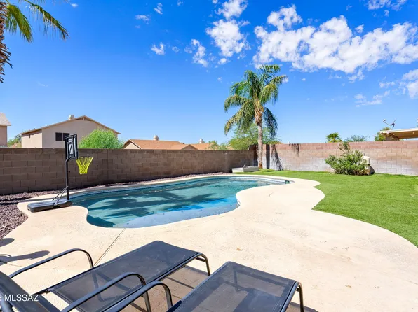 10256 E Calle Estrella Fugaz, Tucson, AZ 85747