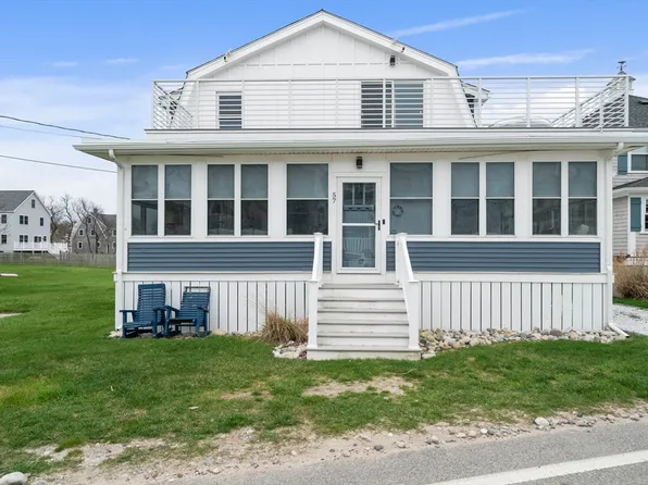 57 Oceanside Dr, Scituate, MA 02066