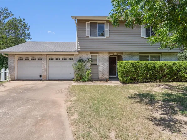 5400 Salem Walk Dr, Austin, TX 78745