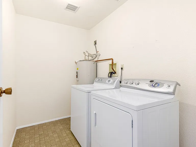 17633 NE 88th Pl — Photo 23