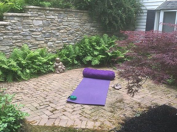 Front patio/retaining wall