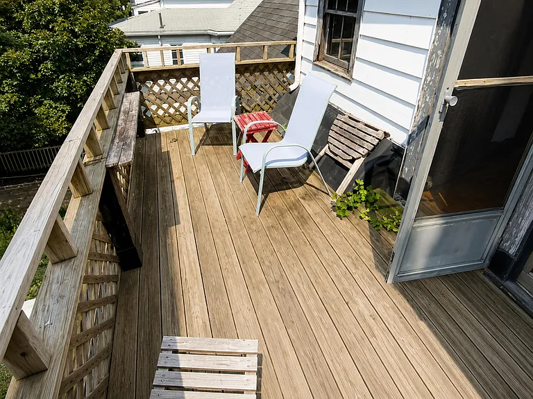 82 Thurston St #4 — Photo 7