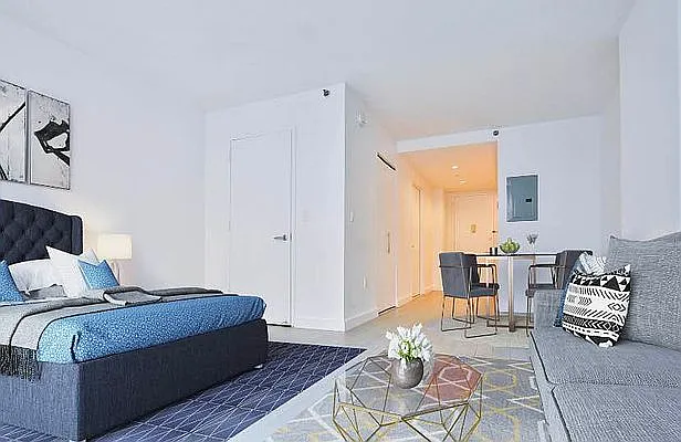 Rented by Platinum Properties | media 14