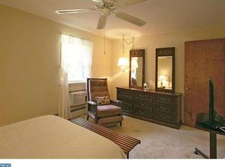 497 Upper Weadley Rd, Wayne, PA 19087