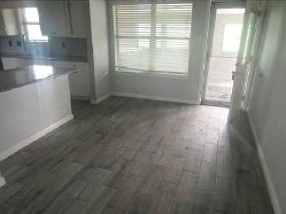 3rd image of 6422 County Road 390