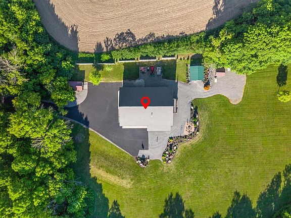 2nd image of 149295 BIRD LANE