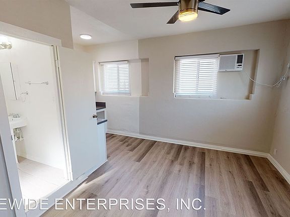 4th image of 1214 S Lake St Penthouse 1