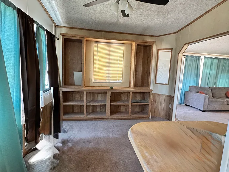 4270 N Adams St — Photo 4