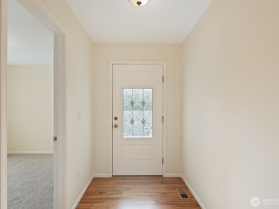 5th image of 1205 Decatur Cir