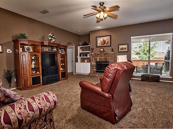 2nd image of 6212 Walcott Ln