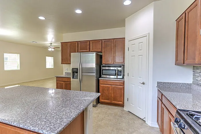 837 W Placita Pozanco — Photo 9