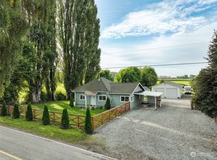 16776 Calhoun Rd, Mount Vernon, WA 98273