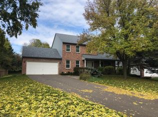 9278 Cambridge Rd, Woodbury, MN 55125