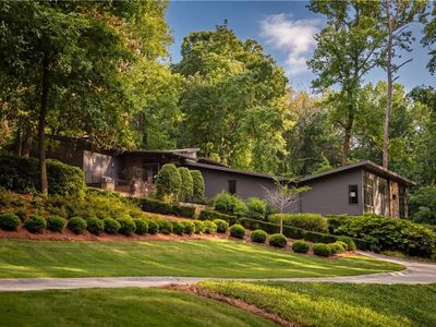 3770 Paces Ferry Rd NW, Atlanta, GA, 30327