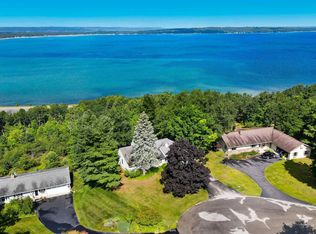 2898 Holiday Pines Rd, Traverse City, MI 49686