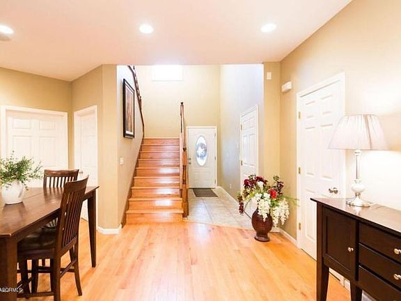 4th image of 1514 Notting Hill Dr