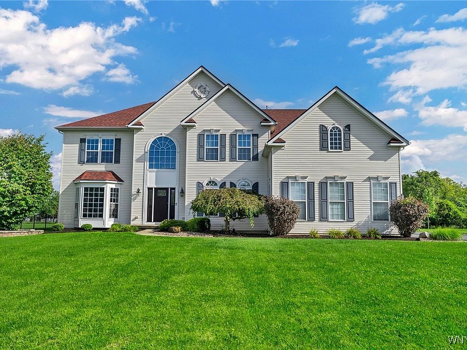 1st image of 88 Graystone Ln