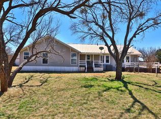 102 Red Rock Rd, Buffalo Gap, TX 79508