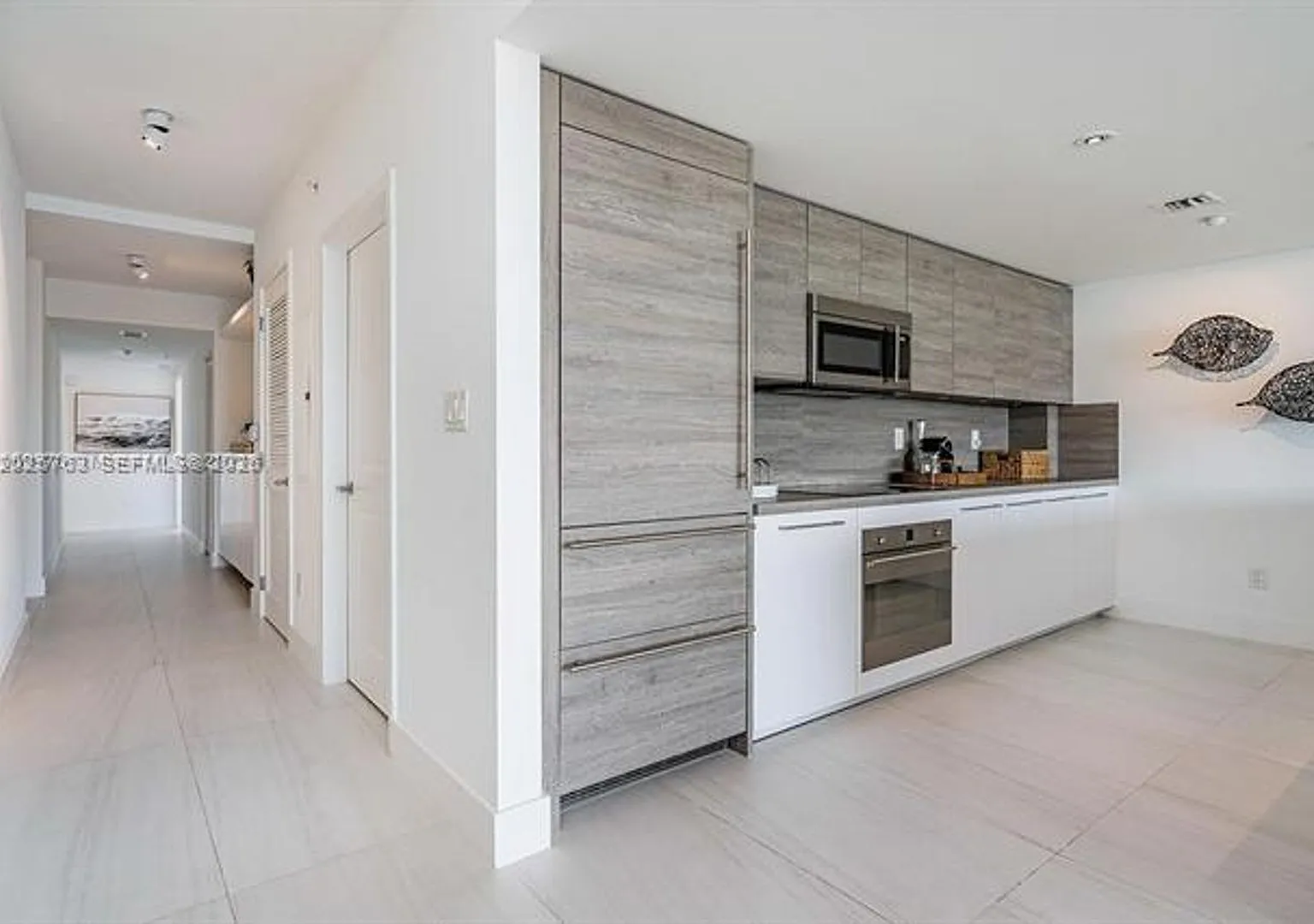 400 Sunny Isles Blvd cu-1804, Sunny Isles Beach, FL 33160 — Photo 1