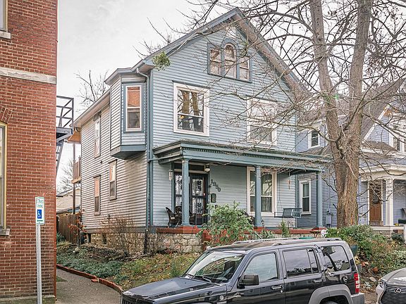 2nd image of 1950 Deerwood Ave
