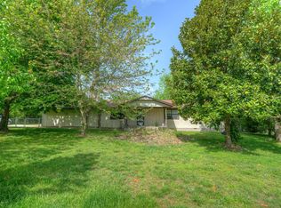 19456 Dove Rd, Seneca, MO 64865