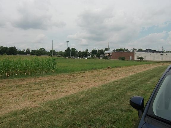 2nd image of 8200 Camby Rd