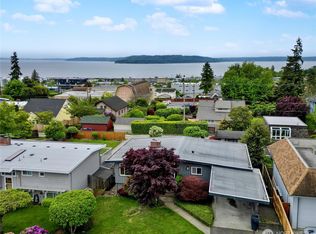 22215 10th Ave S, Des Moines, WA