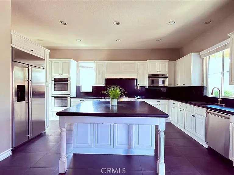 8658 Edelweiss Dr — Photo 23