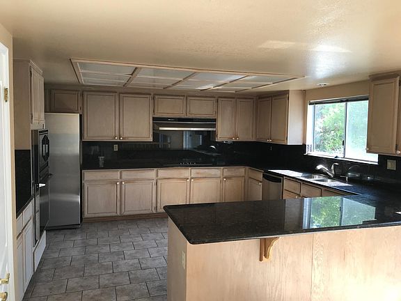 5th image of 136 Coolspring Ct