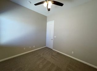 9115 Big Plantation Ave, Las Vegas, NV 89143
