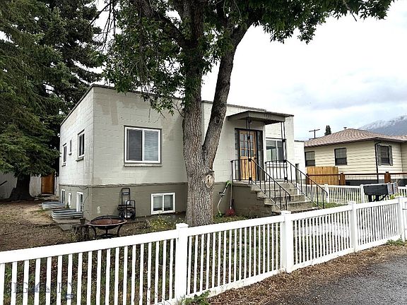 2nd image of 2405 Ottawa St