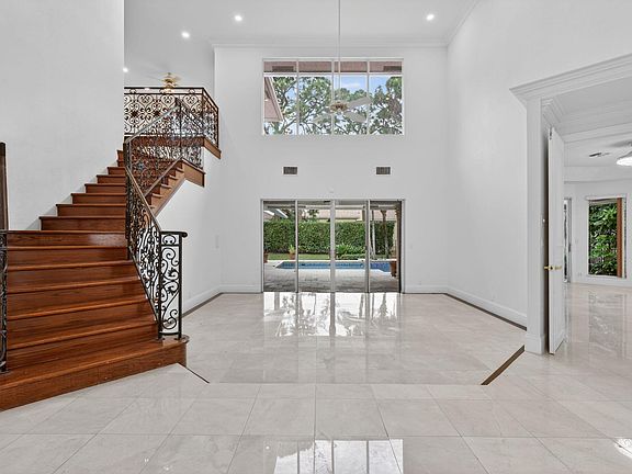 3rd image of 3271 Harrington Drive