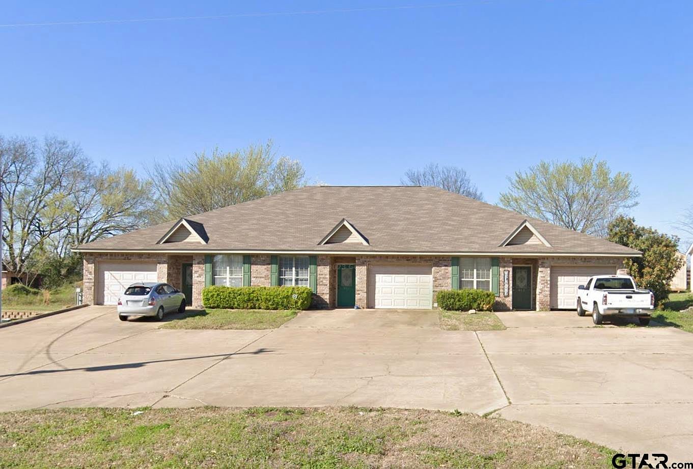 809 E McDonald St, Mineola, TX 75773 MLS 23007296 Zillow