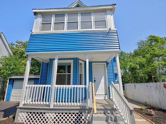 3rd image of 58 Greene St