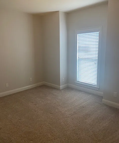 520 Stonegate Trl — Photo 15