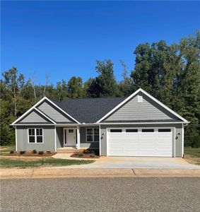 2123 Waterford Pointe Rd, Lexington, NC, 27292