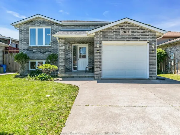2163 Everts Ave, Windsor, ON N9B 3X6