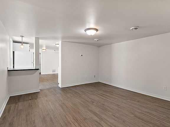 4th image of 144 S Main St Unit 1