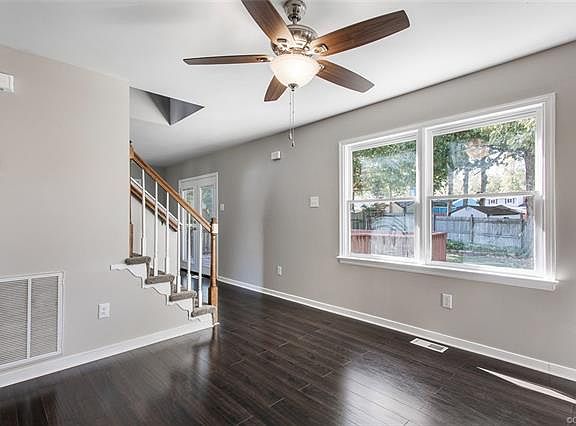 4th image of 7206 Pineleaf Dr