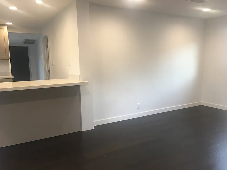 kitchen bar