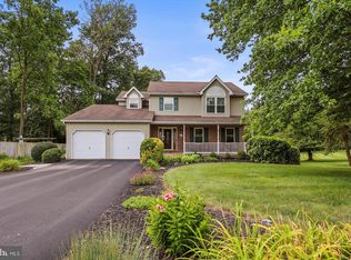 127 Hershey Cir, Stewartstown, PA 17363