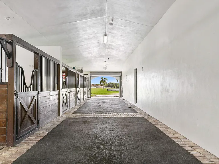 14710 Palm Beach Point Blvd — Photo 27