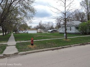 303 16th St, Boone, IA 50036
