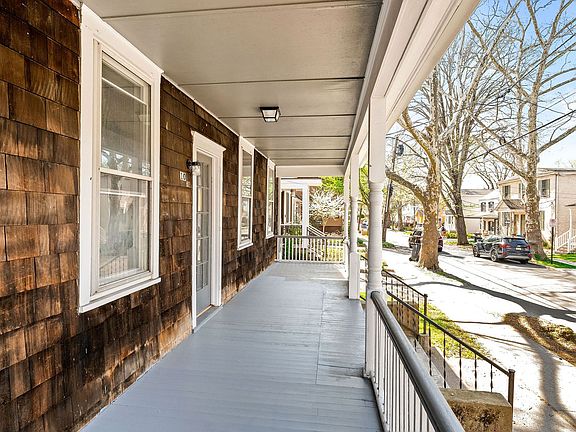 5th image of 10 Lytle St APT 4