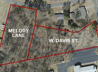 1740 W Davis St, Burlington, NC 27215